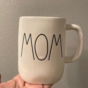 Rae Dun “MOM” mug